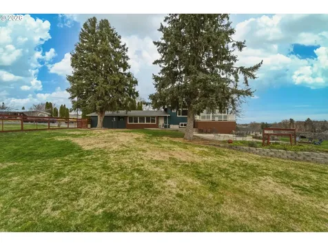 1325 College Street Milton-freewater OR 97862