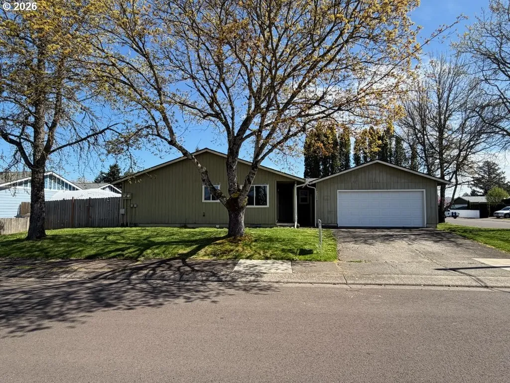 3328 Foxglove Street Lebanon OR 97355