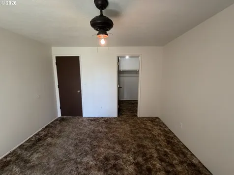 3328 Foxglove Street Lebanon OR 97355