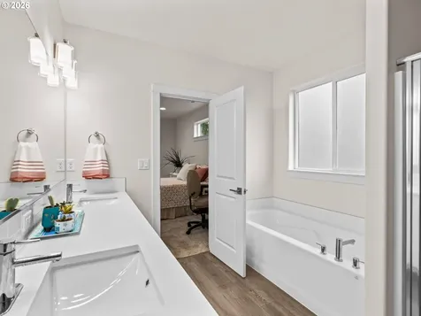 4764 Stonefield Court Florence OR 97439