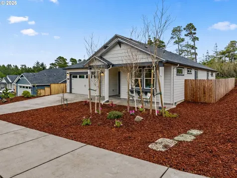 4764 Stonefield Court Florence OR 97439