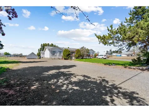 1675 NW 11th Street Hermiston OR 97838