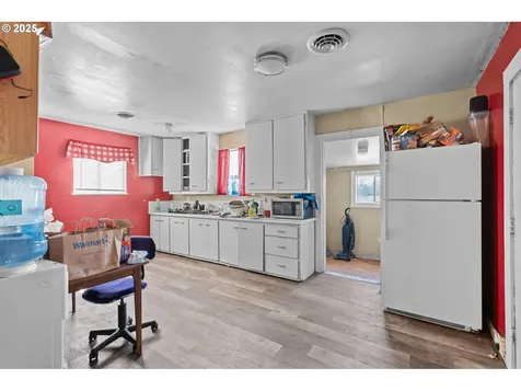 1675 NW 11th Street Hermiston OR 97838