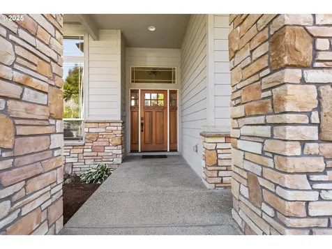 2716 Old Farm Avenue NW Salem OR 97304