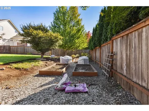 2716 Old Farm Avenue NW Salem OR 97304