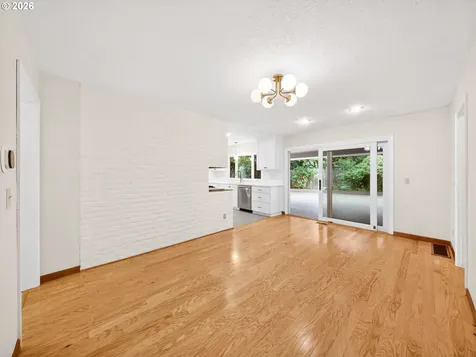 3523 SW Jerald Court Portland OR 97221