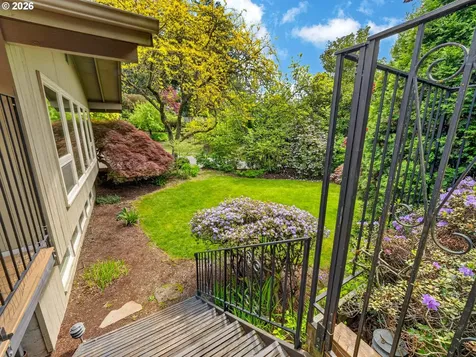 3523 SW Jerald Court Portland OR 97221