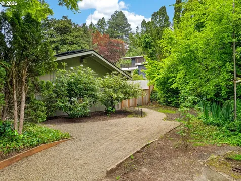 3523 SW Jerald Court Portland OR 97221