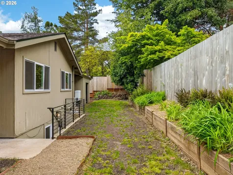 3523 SW Jerald Court Portland OR 97221