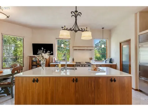 155 Old Garden Valley Road Roseburg OR 97471