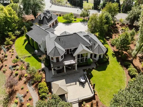 155 Old Garden Valley Road Roseburg OR 97471