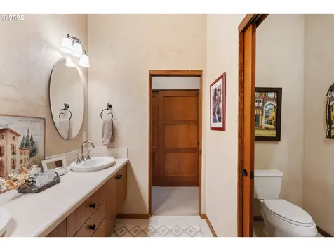 155 Old Garden Valley Road Roseburg OR 97471