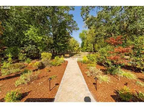 155 Old Garden Valley Road Roseburg OR 97471