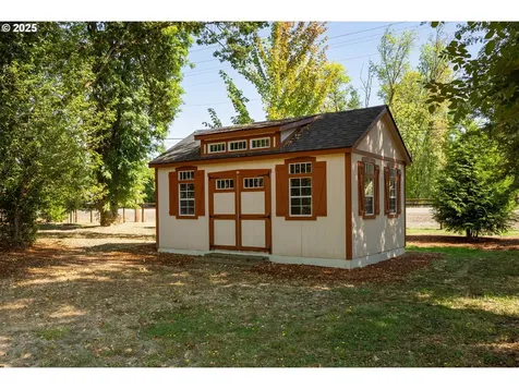 155 Old Garden Valley Road Roseburg OR 97471