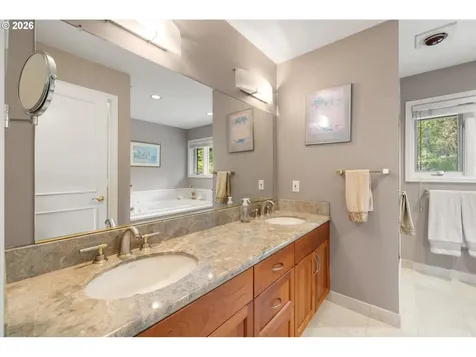 701 Terrace Drive Lake Oswego OR 97034