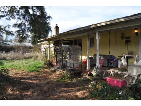 25780 Perkins Road Veneta OR 97487
