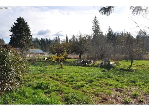 25780 Perkins Road Veneta OR 97487