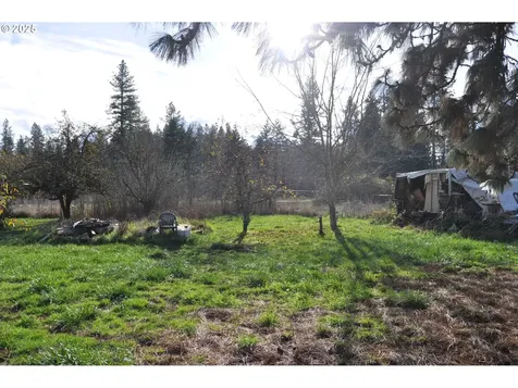 25780 Perkins Road Veneta OR 97487