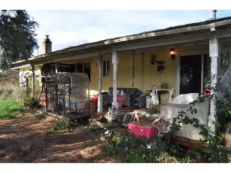 25780 Perkins Road Veneta OR 97487