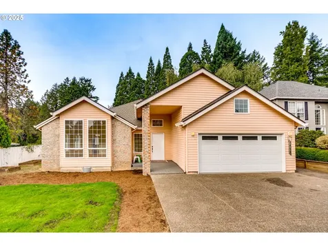 7912 SW Skyhar Court Portland OR 97223