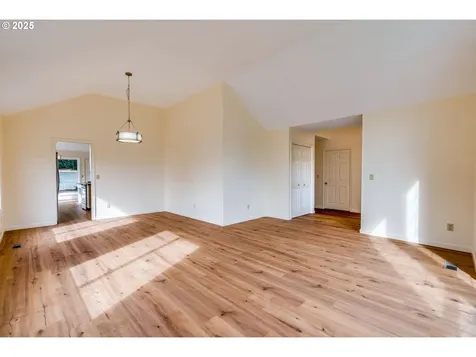 7912 SW Skyhar Court Portland OR 97223