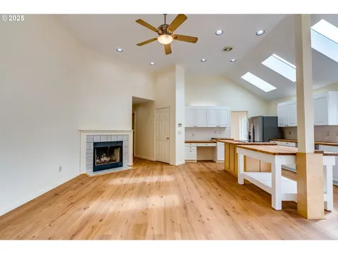 7912 SW Skyhar Court Portland OR 97223