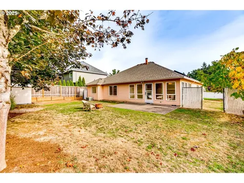 7912 SW Skyhar Court Portland OR 97223