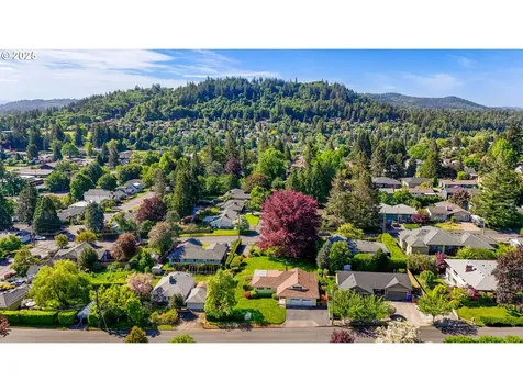 670 NW 5th Street Gresham OR 97030