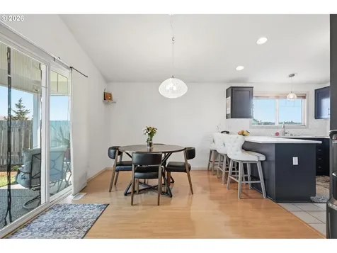 624 N Pershing Street Mt. Angel OR 97362