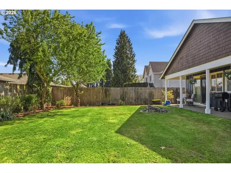 624 N Pershing Street Mt. Angel OR 97362
