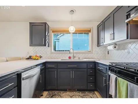 624 N Pershing Street Mt. Angel OR 97362