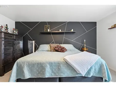 624 N Pershing Street Mt. Angel OR 97362