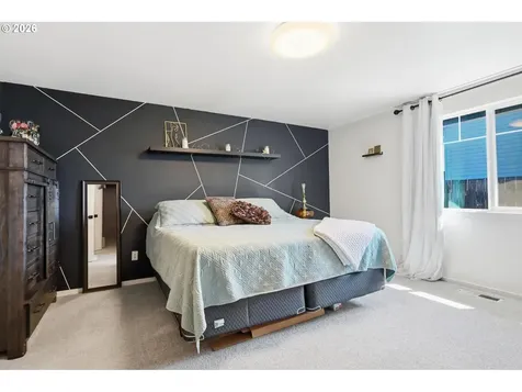 624 N Pershing Street Mt. Angel OR 97362