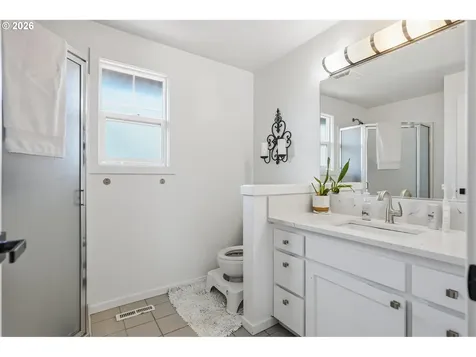 624 N Pershing Street Mt. Angel OR 97362