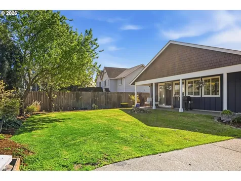 624 N Pershing Street Mt. Angel OR 97362