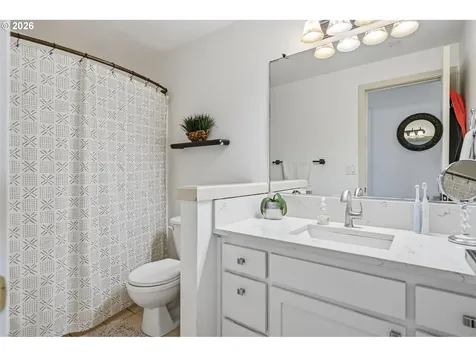 624 N Pershing Street Mt. Angel OR 97362