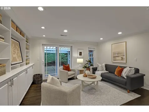 8725 SW White Pine Lane Portland OR 97225