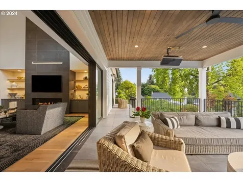 13305 Amber Place Lake Oswego OR 97034