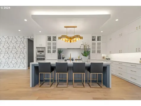 13305 Amber Place Lake Oswego OR 97034
