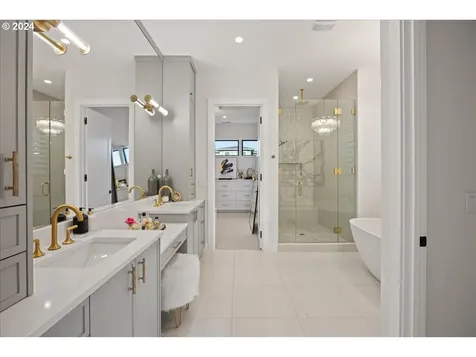 13305 Amber Place Lake Oswego OR 97034