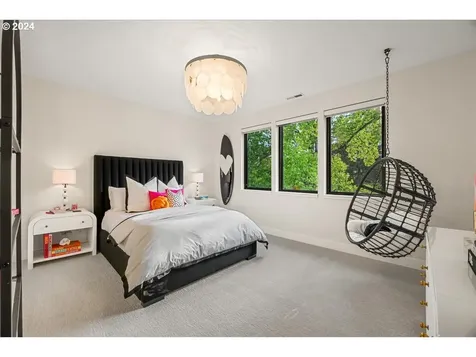 13305 Amber Place Lake Oswego OR 97034