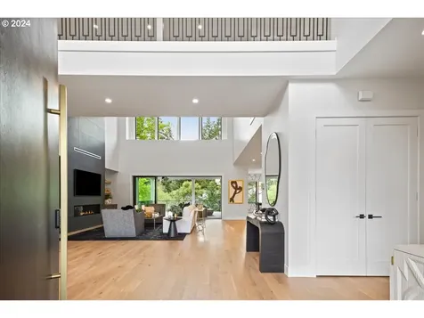 13305 Amber Place Lake Oswego OR 97034