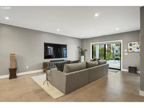 13305 Amber Place Lake Oswego OR 97034