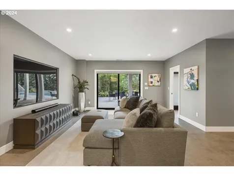 13305 Amber Place Lake Oswego OR 97034