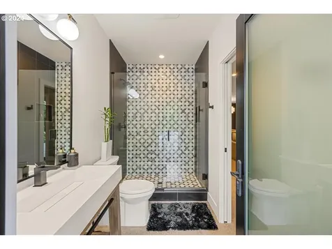 13305 Amber Place Lake Oswego OR 97034