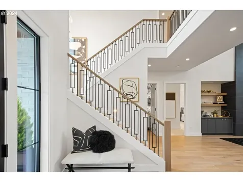 13305 Amber Place Lake Oswego OR 97034