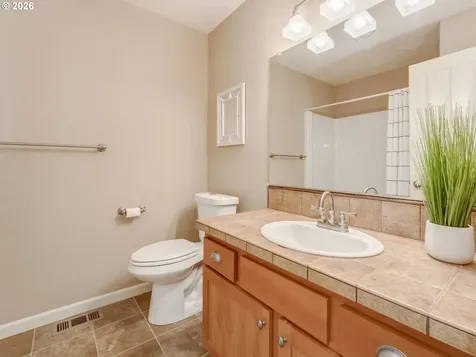 8015 NE 61st Street Vancouver WA 98662