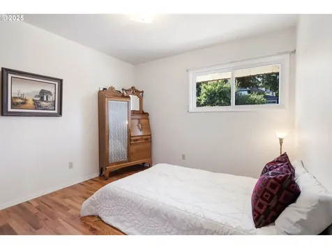 3027 SW Illinois Street Portland OR 97239
