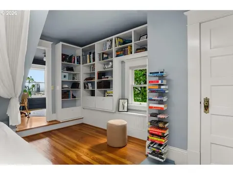 1931 SW 14th Avenue Portland OR 97201