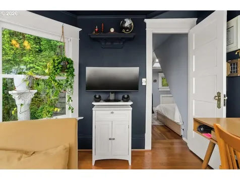 1931 SW 14th Avenue Portland OR 97201